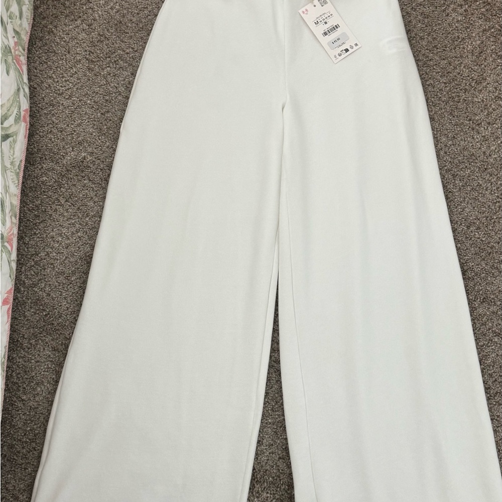 Zara White Textured pants